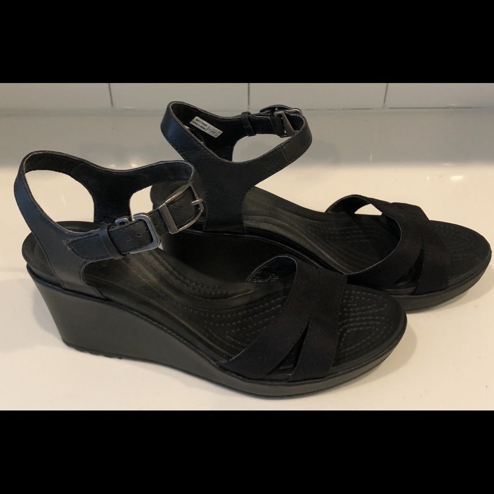 Croc wedge sandals